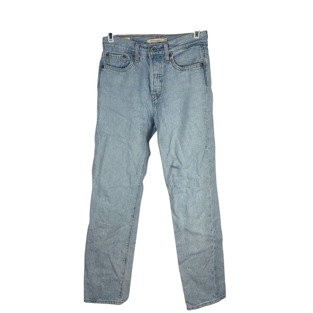 Levis Premium Wedgie Straight Light Wash Jeans Size 24×28 Comfort Fit Denim